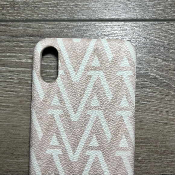 Aritzia (Auxiliary) and Silicone (pink and purple) iPhone X/XS cases - Picture 4 of 5